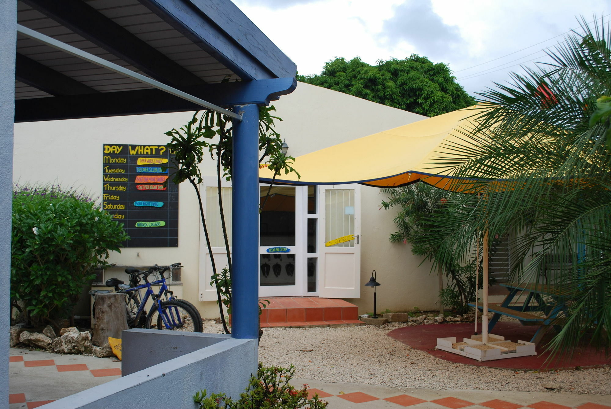 Caribbean Club Bonaire Aparthotel Exterior foto